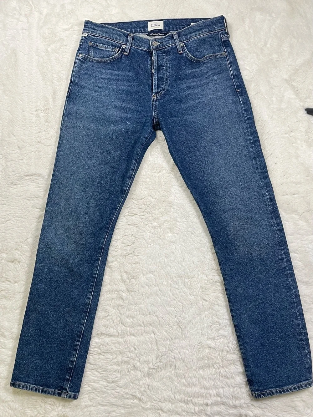 Citizens Of Humanity Slim Straight Jeans in Dark Blue